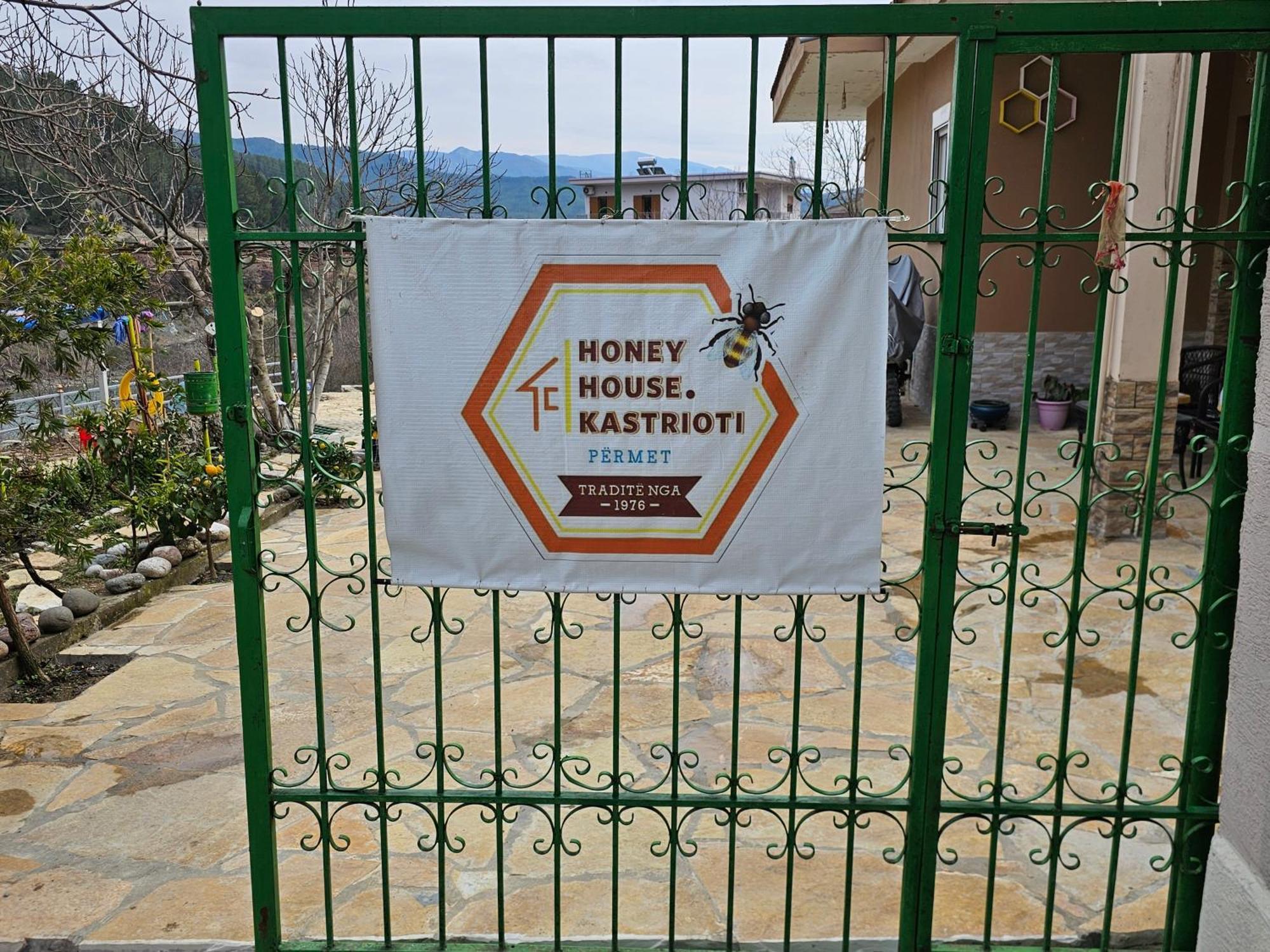 Honey-House “Kastrioti” Apartment Përmet Exterior foto